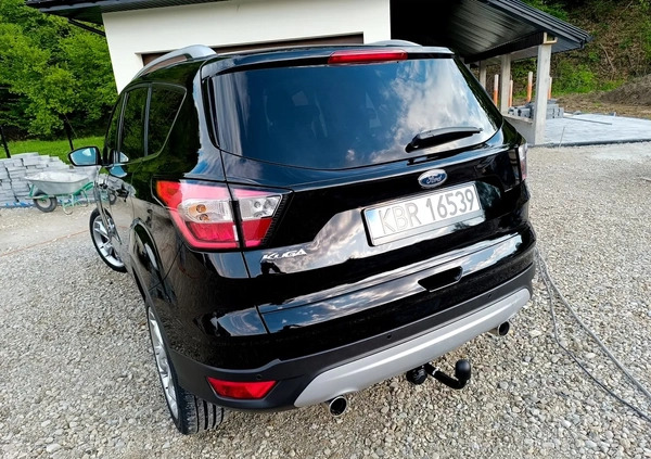 Ford Kuga cena 72600 przebieg: 154927, rok produkcji 2018 z Jedlicze małe 781